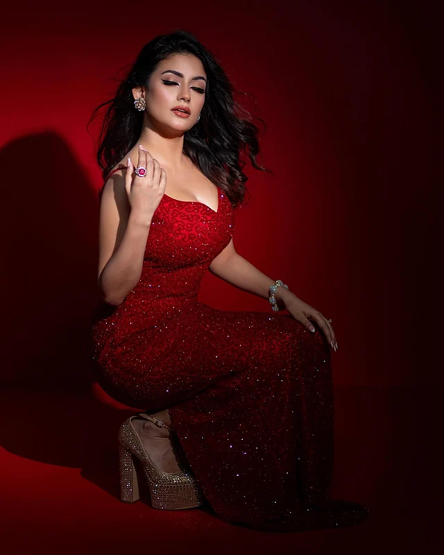 Er va dost xotinini sikish porno video Mening erotik fotosuratlarim odamlar korishi uchun bu erda.